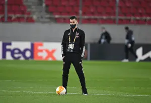 Arsenal's Dani Ceballos Prepares for Arsenal FC vs SL Benfica UEFA Europa League Clash in Piraeus