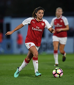 Arsenal's Danielle van de Donk in Action: Pre-Season Clash Against Everton Ladies