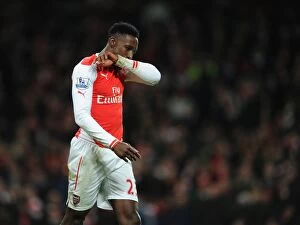 Arsenal v Newcastle United 2014/15 Collection: Arsenal's Danny Welbeck in Action Against Newcastle United (Premier League 2014/15)