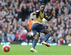 Arsenal's Danny Welbeck in Action Against West Ham United - Premier League 2015-16