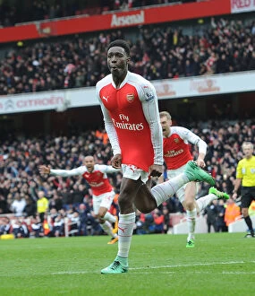 Images Dated 14th February 2016: Arsenal's Danny Welbeck Scores Second Goal Against Leicester City (February 14, 2016)