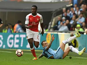 Arsenal V Manchester City - FA Cup 1/2 Final 2017 Prints: Arsenal's Danny Welbeck vs