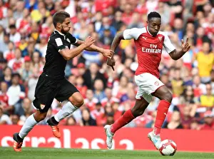 Arsenal's Danny Welbeck vs. Sevilla's Daniel Carrico: Emirates Cup Battle