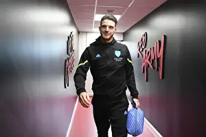 Arsenal's Declan Rice Arrives at Vitality Stadium Ahead of AFC Bournemouth Clash (2023-24 Premier League)
