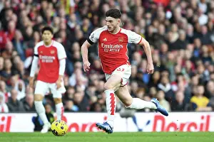 Arsenal's Declan Rice Drives Past Sheffield United in 2023-24 Premier League Clash