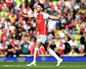 Arsenal's Declan Rice Reacts During Arsenal vs. Fulham Premier League Clash (2023-24)
