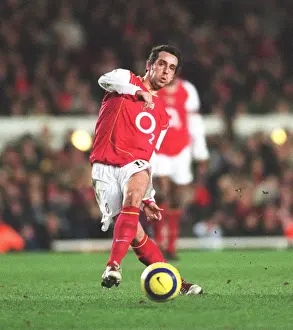 Arsenal's Dominant Victory: 5-1 Over Crystal Palace in the Premier League, Highbury, London, 2005