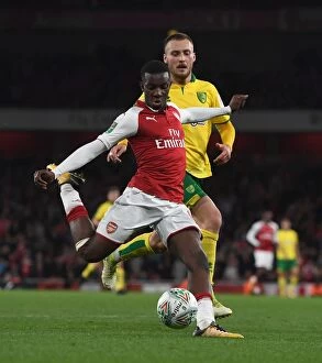 Images Dated 24th October 2017: Arsenal's Eddie Nketiah Faces Off Against Norwich's Tom Trybull in Carabao Cup Showdown