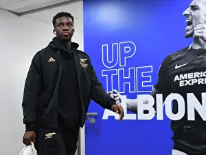 Arsenal's Eddie Nketiah Readies for Kick-off Against Brighton & Hove Albion (Premier League, December 2022)