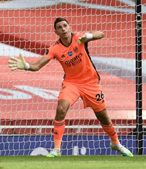 Arsenal's Emi Martinez in Action Against Watford, Premier League 2019-2020