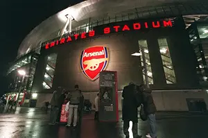 Arsenal's Emirates Stadium: 3-1 Victory Over Hamburg in UEFA Champions League Group G (November 2006)