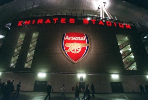 Arsenal's Emirates Stadium: Pre-Match Excitement, UEFA Champions League: Arsenal vs. Hamburg (3:1), London, 21/11/06