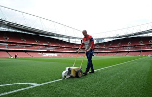 Arsenal V Sunderland 2014-15 Prints: Arsenal's Emirates Stadium: Preparing for Arsenal vs