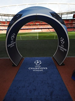 Arsenal V Olympiacos 2015/16 Prints: Arsenal's Emirates Stadium: Ready for the Arsenal vs