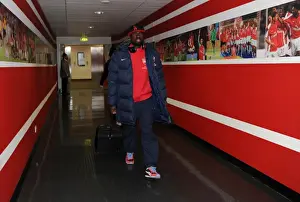 Arsenal's Emmanuel Eboue Celebrates Third Goal Against Hull City in Premier League