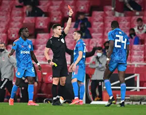Arsenal's Europa League Clash with Olympiacos Marred by Red Cards: Del Cerro Grande Dishes Out Punishments Amid Empty Emirates Stadium