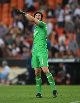 Arsenal's Europa League Triumph: Petr Cech Celebrates Historic Semi-Final Victory over Valencia