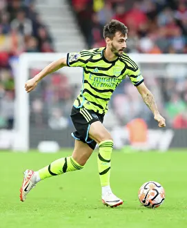 Arsenal's Fabio Vieira Charges Forward in AFC Bournemouth Clash (2023-24 Premier League)