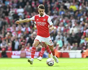 Arsenal's Fabio Vieira Goes Head-to-Head with Tottenham in the 2022-23 Premier League Battle