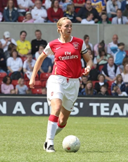 Arsenal's Faye White Lifts FA Womens Cup after 4:1 Victory over Leeds United at The City Ground (2008)