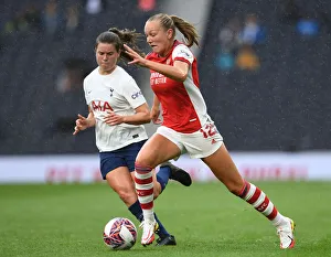 Tottenham Hotspur Women V Arsenal Women - MIND Series 2021-22 Prints: Arsenal's Frida Maanum vs