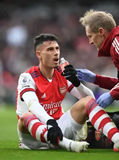 Arsenal's Gabriel Martinelli Receives Medical Attention During Arsenal vs Newcastle United (Premier League 2021-22)