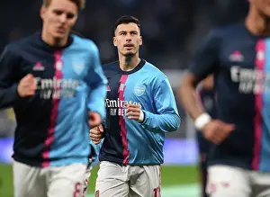 Arsenal's Gabriel Martinelli Warming Up Ahead of Tottenham Showdown - Premier League 2022-23