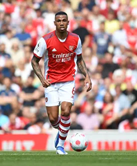 Arsenal's Gabriel Stands Firm: A Battle of Will in Arsenal vs. Leeds United (2021-22)