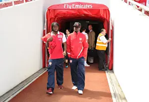 Arsenal V Boca Juniors 2011-12 Prints: Arsenal's Gervinho and Emmanuel Eboue: Emirates Cup Showdown Against New York Red Bulls and Paris Saint-Germain