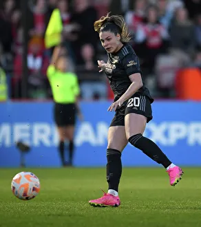 Brighton And Hove Albion Women V Arsenal Women 2022-23 Prints: Arsenal's Gio Queiroz in Action against Brighton & Hove Albion in FA Women's Super League