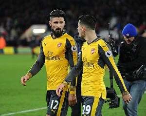 AFC Bournemouth v Arsenal 2016-17 Collection: Arsenal's Giroud and Xhaka Celebrate Premier League Victory over AFC Bournemouth (January 2017)