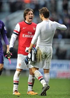 Newcastle United Collection: Arsenal's Glory: Rosicky and Flamini's Victory Dance against Newcastle United (2013-14)