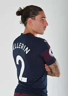 Arsenal's Hector Bellerin at 2018/19 First Team Photo Call