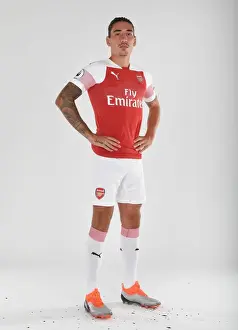 Arsenal's Hector Bellerin at 2018/19 First Team Photo Call