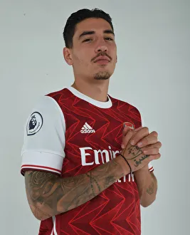 Arsenal's Hector Bellerin at 2020-21 Team Photocall