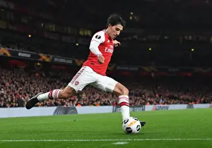 Arsenal's Hector Bellerin in Action Against Standard Liege in Europa League Match