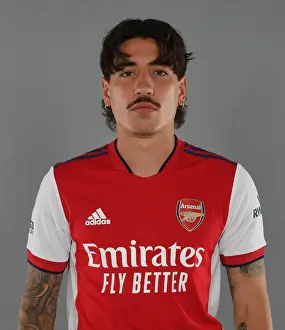 Arsenal's Hector Bellerin Gears Up for 2021-22 Season at London Colney Training Ground
