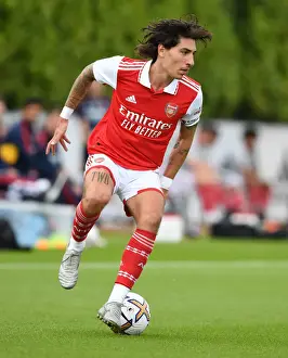 Arsenal's Hector Bellerin in Pre-Season Action: Arsenal vs Ipswich Town (2022)