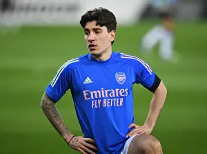 Arsenal's Hector Bellerin Prepares for Arsenal FC vs SL Benfica UEFA Europa League Clash in Piraeus