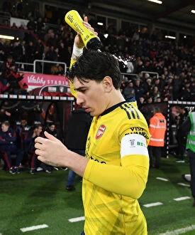 Images Dated 28th January 2020: Arsenal's Hector Bellerin Prepares for FA Cup Clash Against AFC Bournemouth