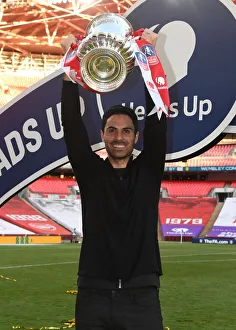 コリンシアン FA Cup アーセナル 貴重）コリンシアン FA Cup 優勝記念アーセナル6体セット
