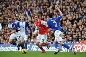 Birmingham City v Arsenal 2007-8 Collection: Arsenal's Hleb Faces Off Against Birmingham Duo Kelly and Johnson in 2:2 Premier League Thriller