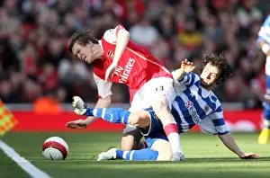 Arsenal V Reading 2006-07 Prints: Arsenal's Hleb Outshines Reading's Hunt in Intense Emirates Showdown: 2-1 Victory