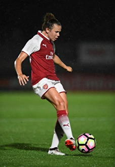 Arsenal's Jessica Samuelsson in Action: Arsenal Women vs Everton Ladies Pre-Season Match