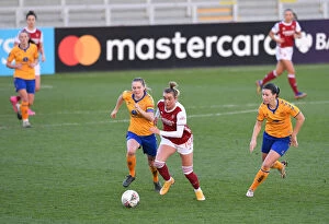 Arsenal Women v Everton Women 2020-21 Collection: Arsenal's Jill Roord Fights Past Everton Defenders in FA WSL Showdown at Meadow Park (2020-21)