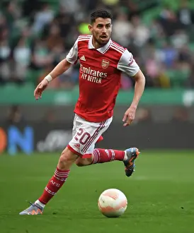 Sporting Lisbon V Arsenal 2022-23 Prints: Arsenal's Jorginho Fights for Victory in Sporting Lisbon Europa League Clash