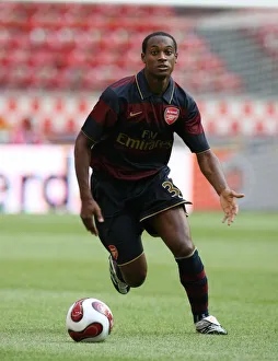 Arsenal's Justin Hoyte in Action: Arsenal vs. Lazio, Amsterdam Tournament 2007 (Day 1, 2:1 Win)