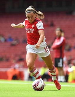 Arsenal Women v Chelsea Women - Mind Series 2021-22 Collection: Arsenal's Katie McCabe in Action: Arsenal Women vs. Chelsea Women - Mind Series 2021-22