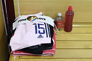 Arsenal's Katie McCabe Displays One Love Captain's Armband Ahead of Aston Villa Clash (FA Women's Super League, December 2022)