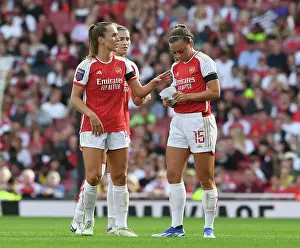 Arsenal's Katie McCabe Ponders Over Mysterious On-Pitch Note During Arsenal Women vs Liverpool Women (2023-24)